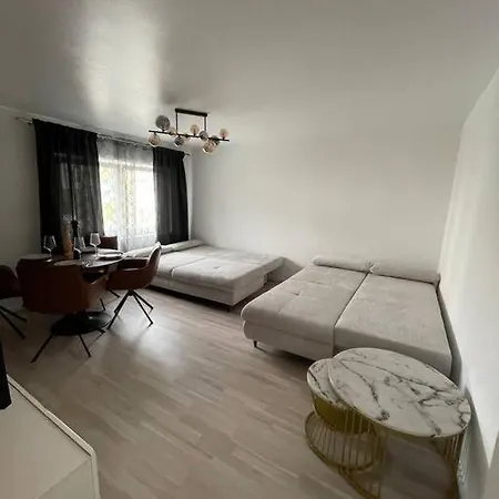 Apartamento 2 Mit Garten *