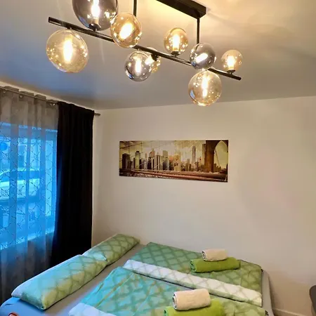 2 Mit Garten Apartamento *