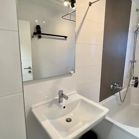 Apartamento 2 Mit Garten